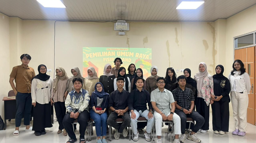 images/thumbnail/Berita%20Seminar%20HIMAPOL.png#joomlaImage://local-images/thumbnail/Berita%20Seminar%20HIMAPOL.png?width=984&height=688