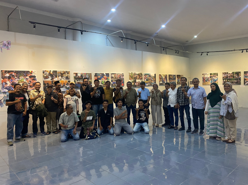 images/thumbnail/Berita%20Seminar%20HIMAPOL.png#joomlaImage://local-images/thumbnail/Berita%20Seminar%20HIMAPOL.png?width=984&height=688